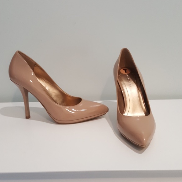 BCBGeneration heels - Picture 1 of 4